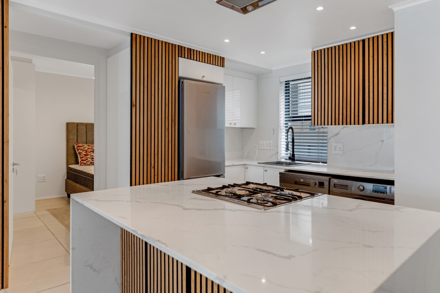 2 Bedroom Property for Sale in Sea Point Western Cape